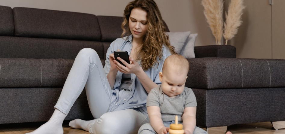 Couverture des premiers résultats de l’étude Focus sur les parentalités numériques